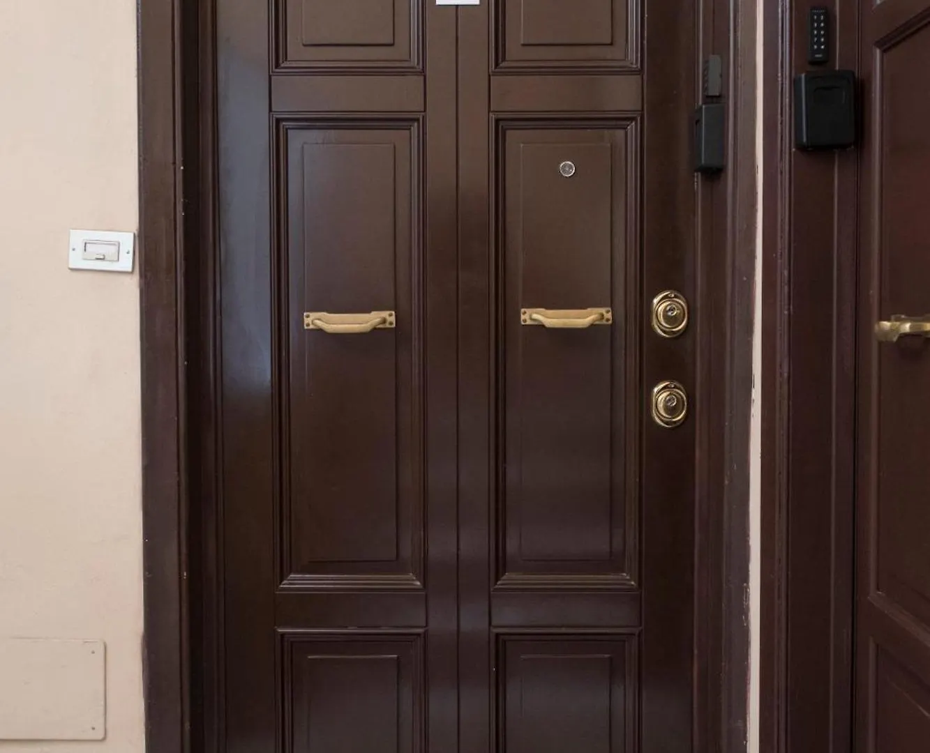 Half Palace, Relaxing Apartment In Rome San Lorenzo