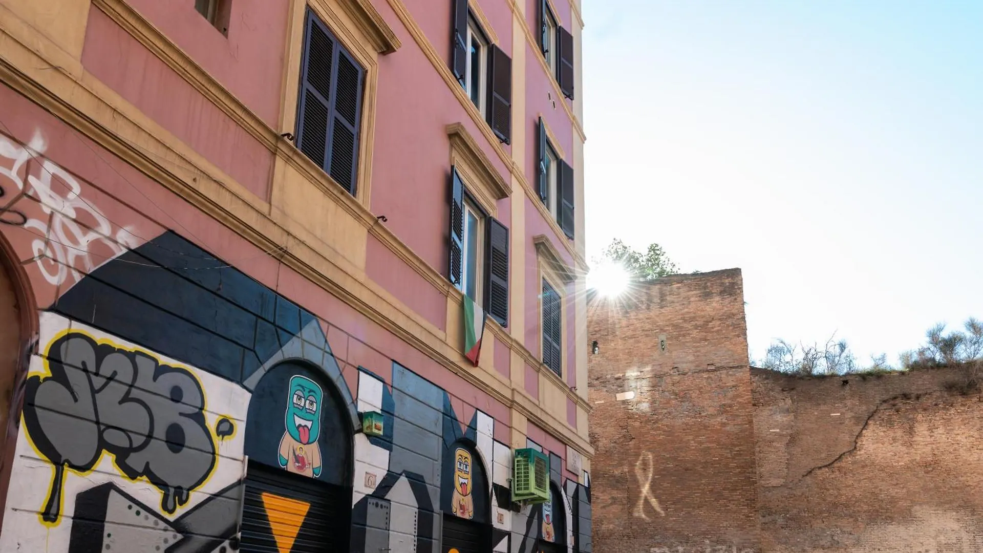 Half Palace, Relaxing Apartment In Rome San Lorenzo