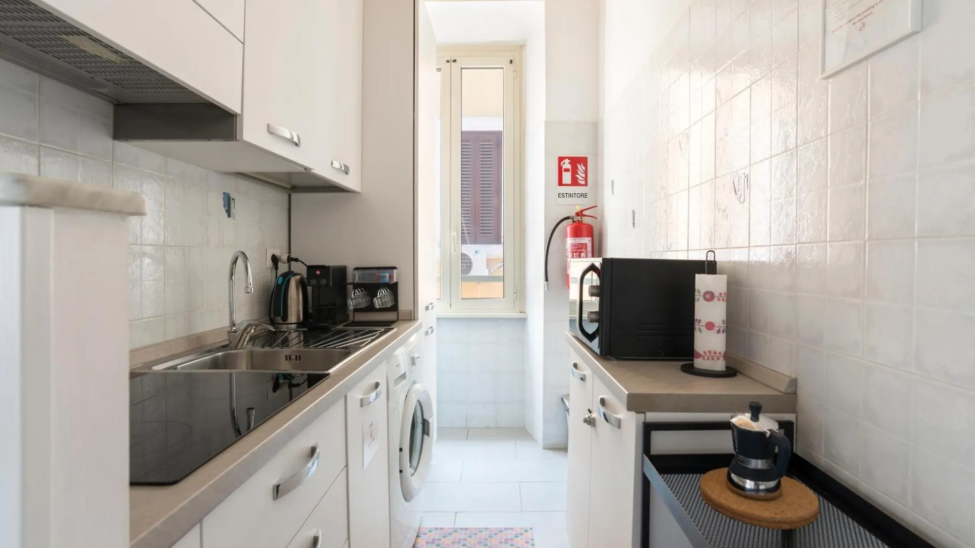 Half Palace, Relaxing Apartment In Rome San Lorenzo